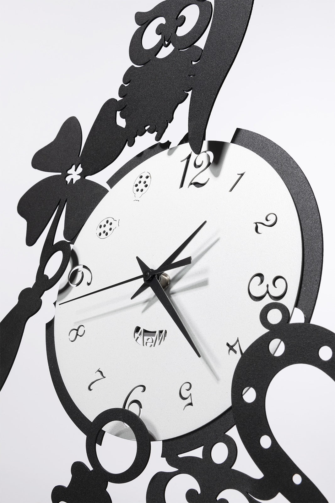 arti-mestieri-good-luck-orologio-da-parete-di-design-portafortuna image 4