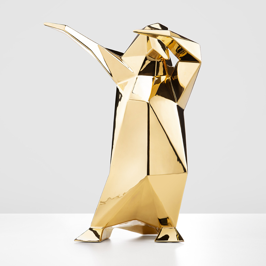 bosa-dab-penguin-scultura-pinguino-in-ceramica image 2