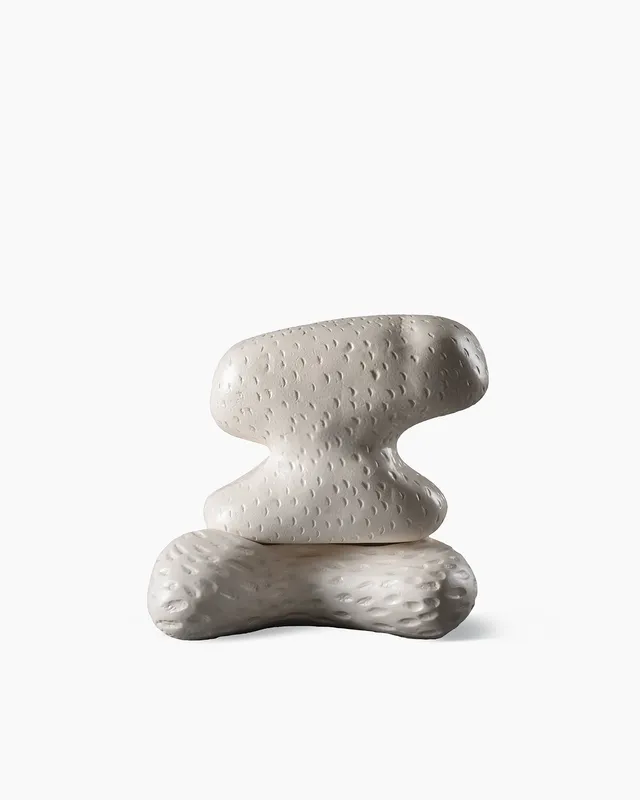 bitossi-ceramiche-scultura-uncovered-faye-toogood-torsi-2022 image 1