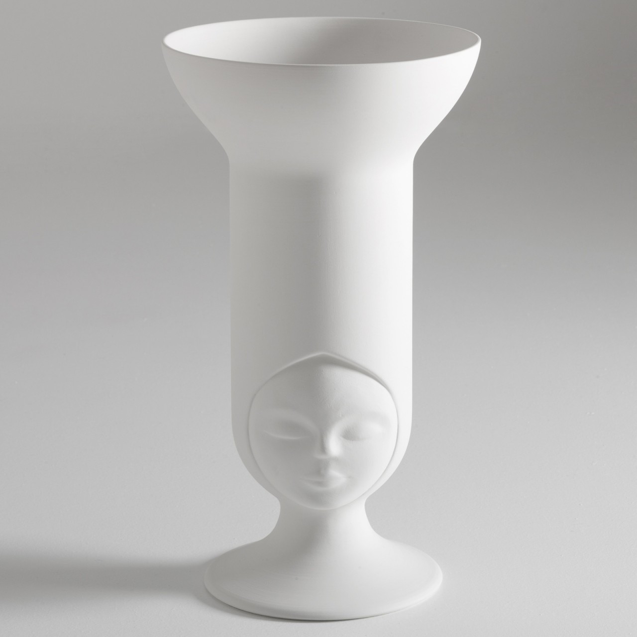 bosa-sister-frida-vaso-scultura-in-ceramica-bianca image 2