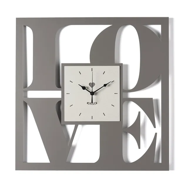 arti-mestieri-love-orologio-da-parete-di-design-quadrato-traforato image 1