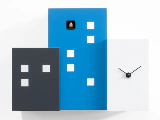 progetti-walls-cuc-orologio-skyline-citt-in-legno image 1
