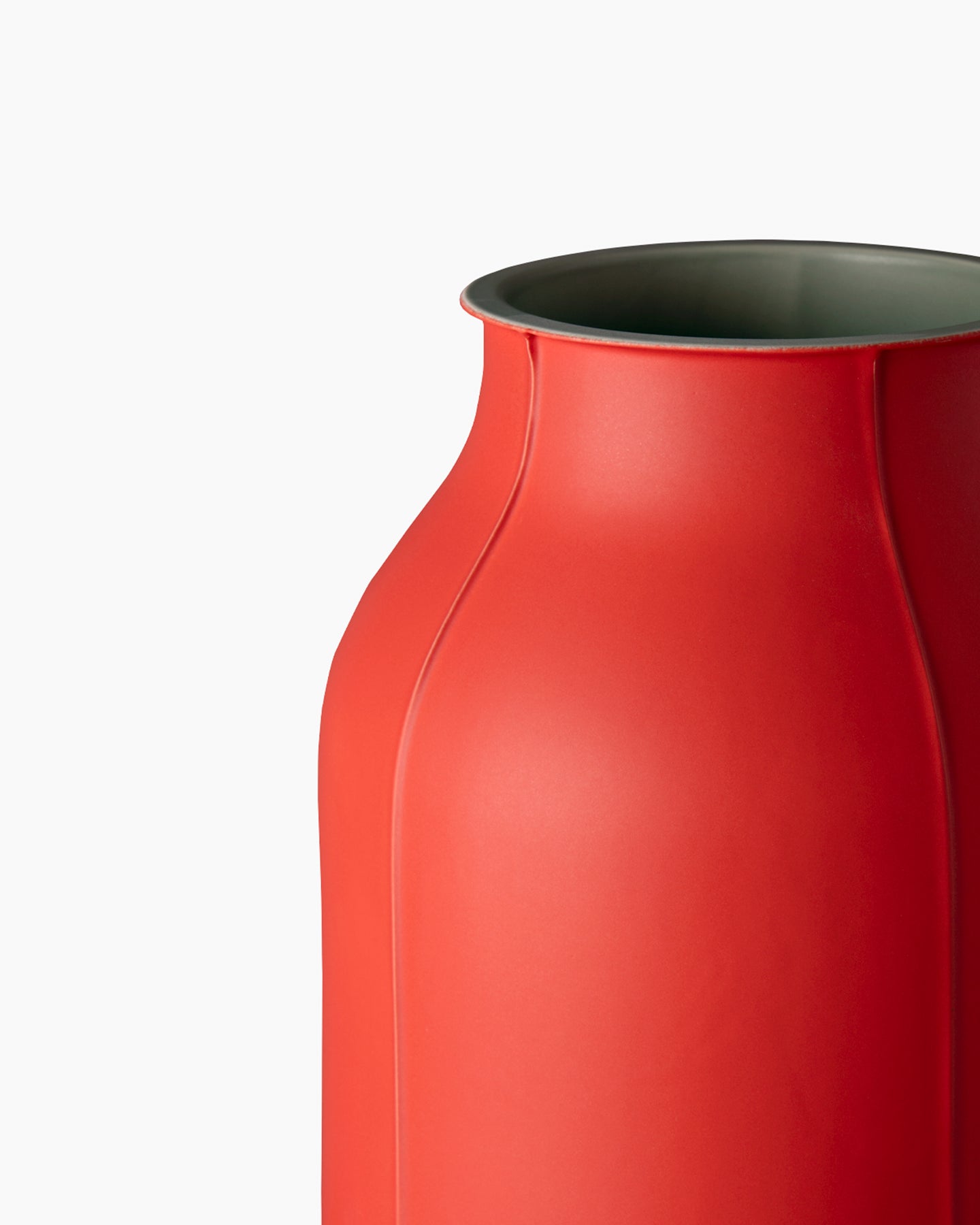 bitossi-ceramiche-vaso-barrel-large-benjamin-hubert-seams-rosso-verde image 3