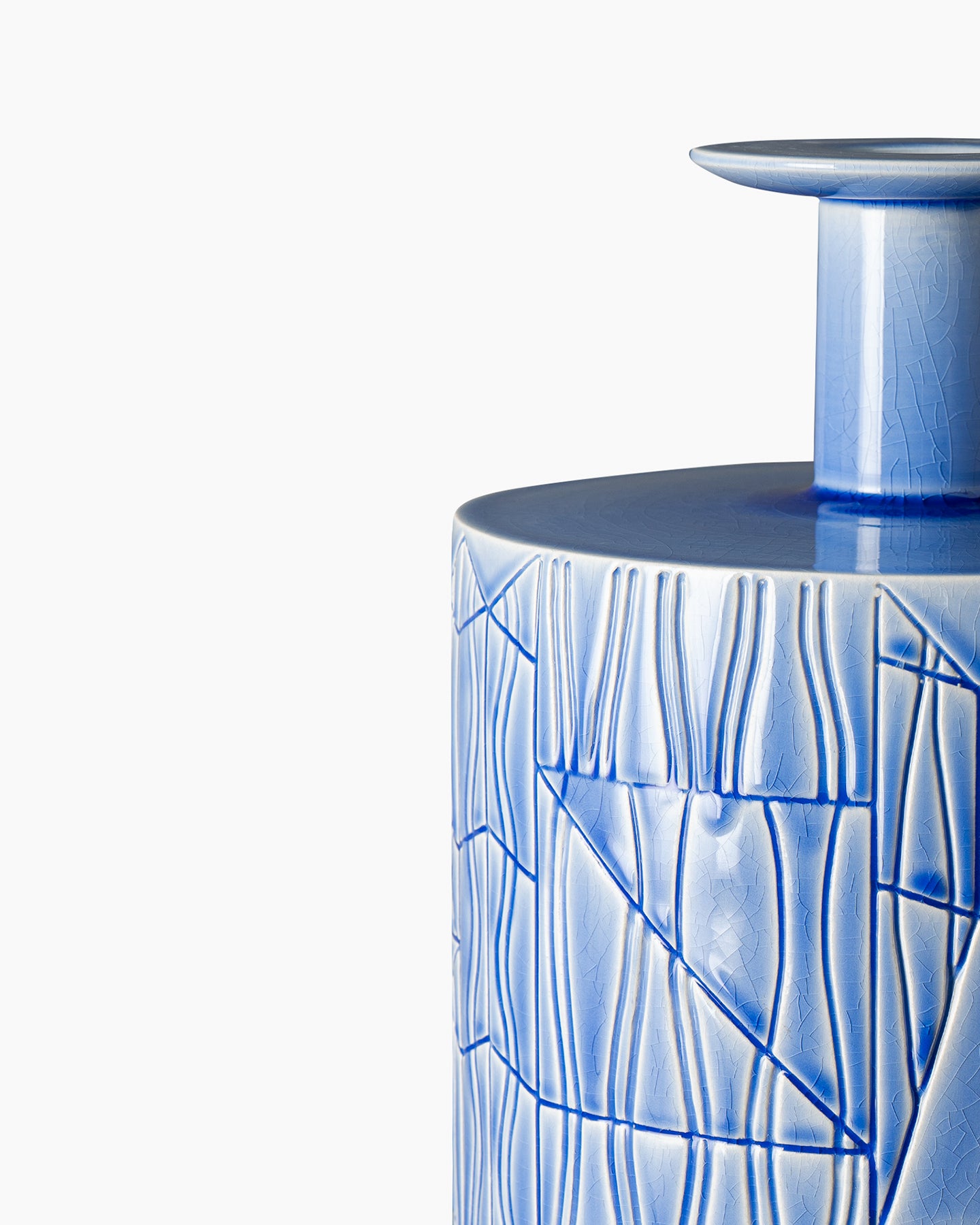 bitossi-ceramiche-vaso-bethan-laura-wood-celeste-craquel-2016 image 3