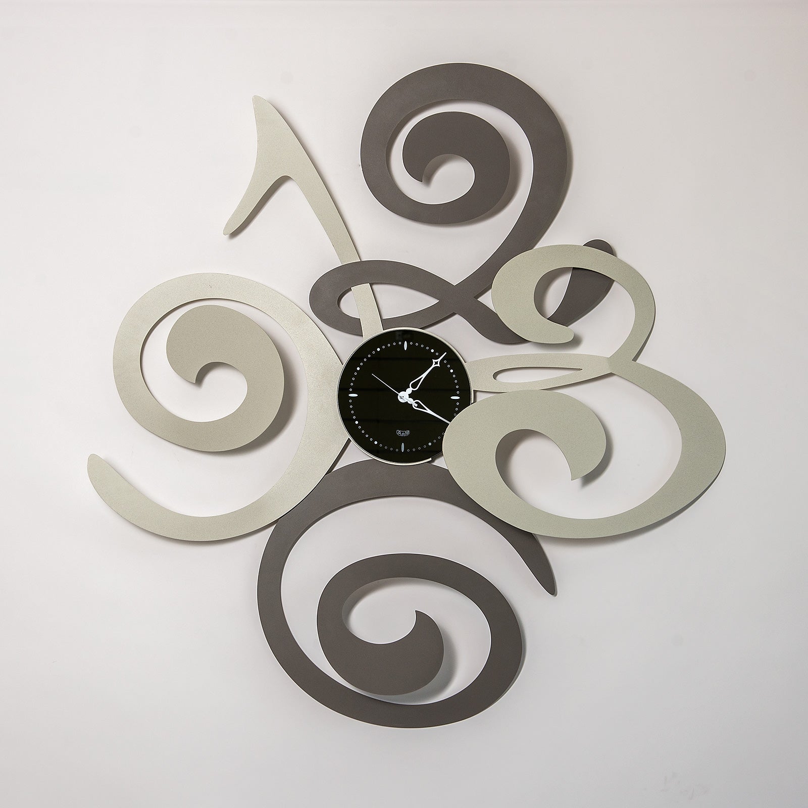 arti-mestieri-filomena-lux-orologio-iconico-da-parete-di-design image 2