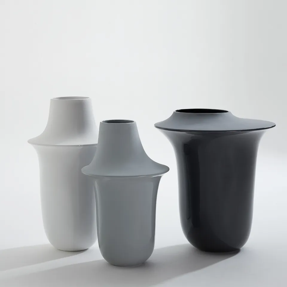 bosa-isole-lagune-vaso-in-ceramica-asimmetrico image 1