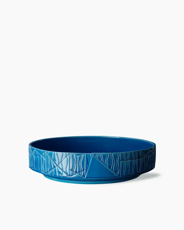 bitossi-ceramiche-bolo-rimini-blu-bethan-laura-wood-2016 image 1