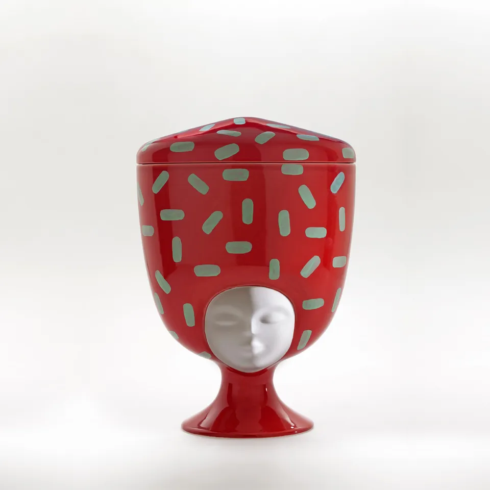 bosa-sister-louise-vaso-scultura-in-ceramica-bianca image 1