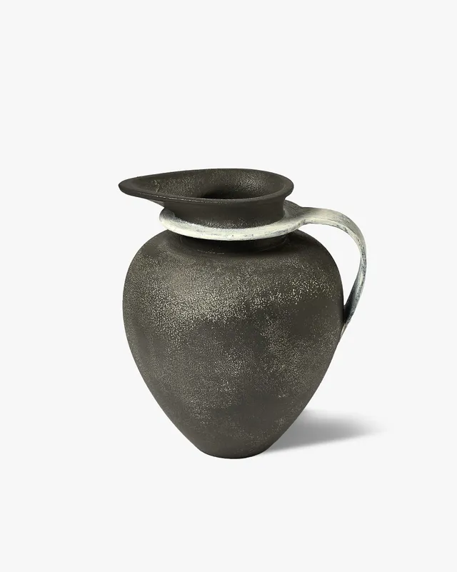 bitossi-ceramiche-vaso-contemporaneo-the-shapes-of-resistance-rooms image 1