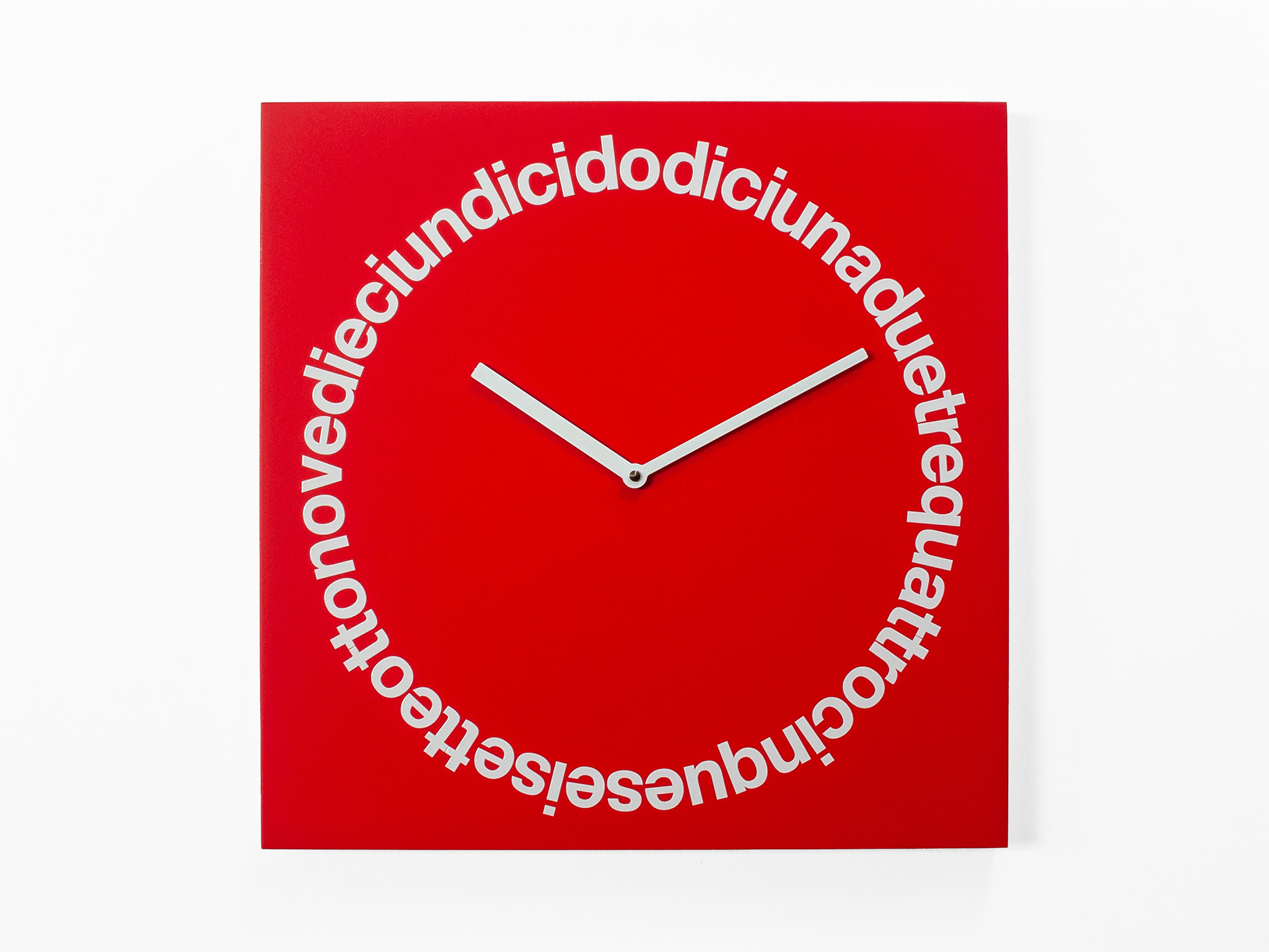 progetti-dodici-orologio-da-parete-design-lettere-in-legno-by-alberto-sala image 3