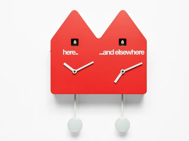 progetti-double-q-orologio-cuc-da-parete-doppio-fuso-orario image 1