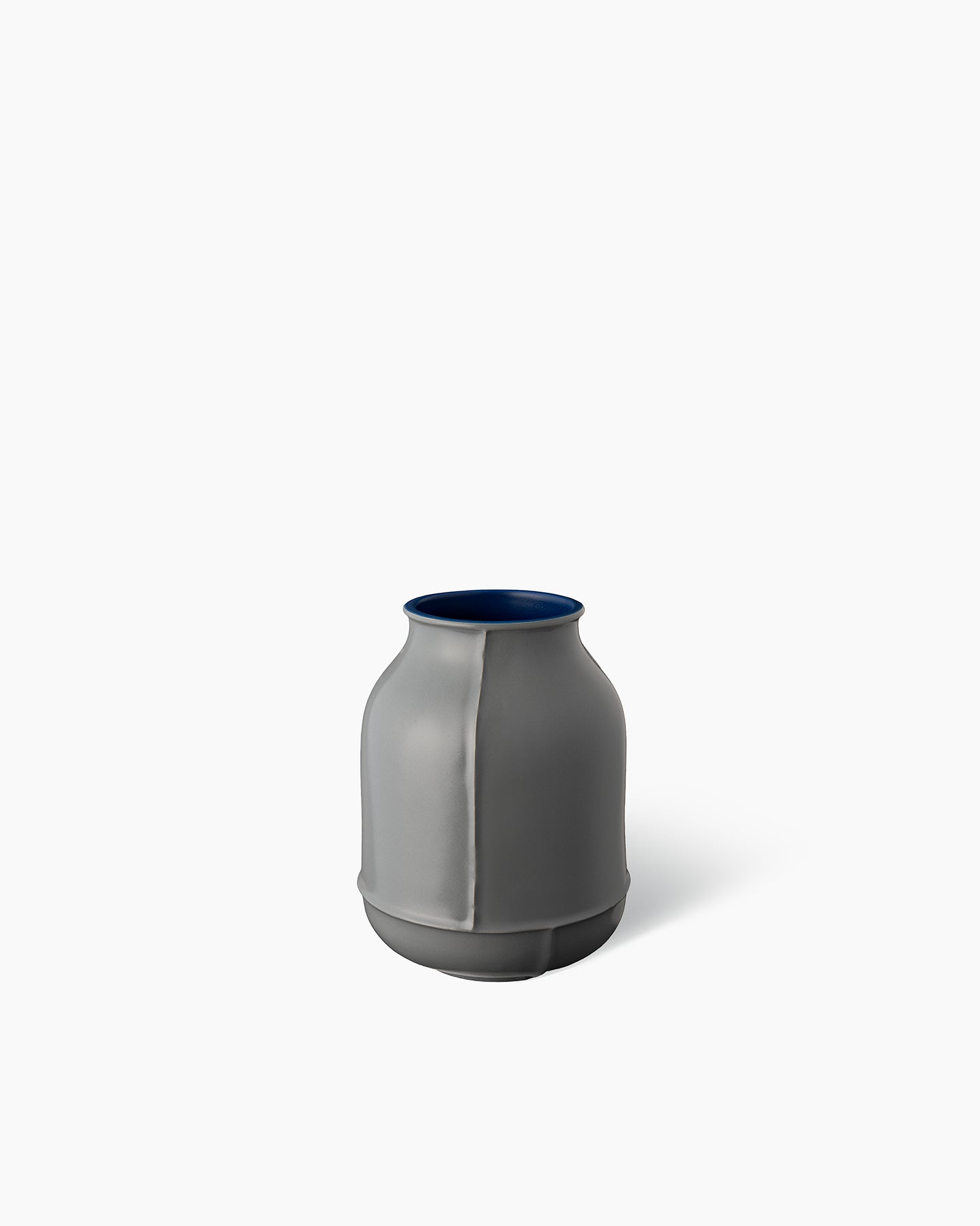 bitossi-ceramiche-vaso-barrel-small-seams-canister-by-benjamin-hubert image 1