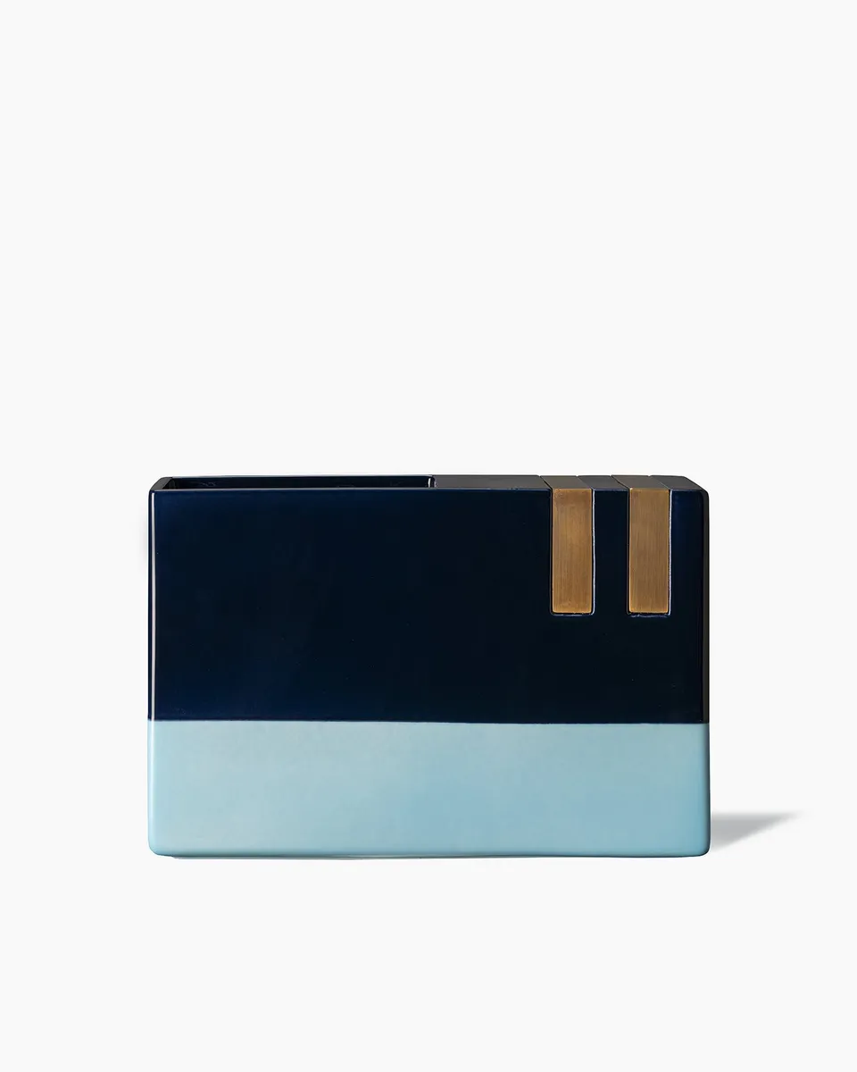 bitossi-ceramiche-vaso-equilibri-dimorestudio-rettangolare-ottone-blu-2016 image 1