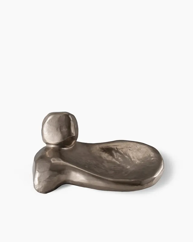 bitossi-ceramiche-scultura-uncovered-faye-toogood-2022-bianco-platino image 1