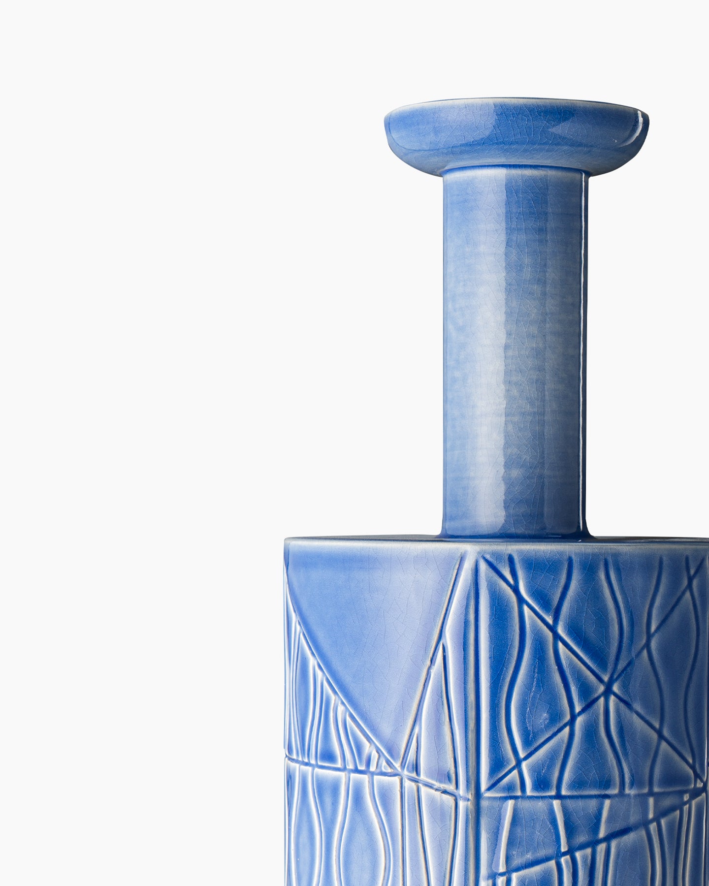 bitossi-ceramiche-vaso-bethan-laura-wood-terra-bianca-celeste-craquel image 3