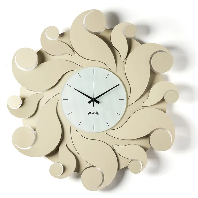 arti-mestieri-medusa-orologio-da-parete-particolare-in-ferro-e-vetro image 1