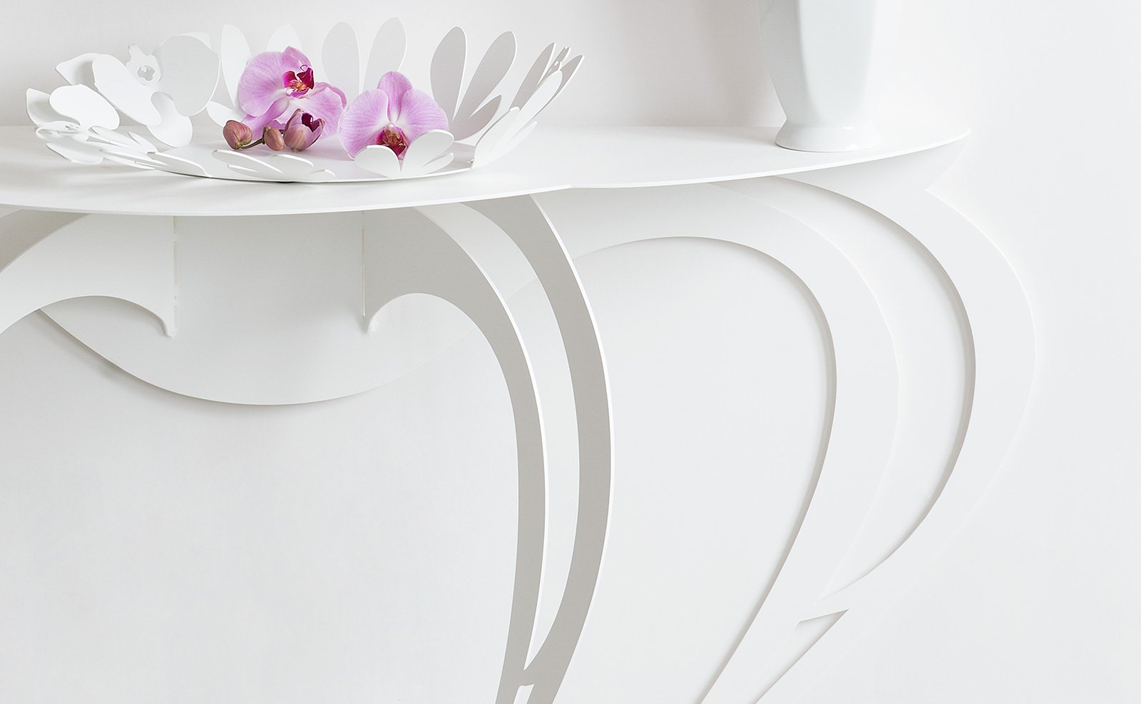 arti-mestieri-ballerina-consolle-design-bianca-130x35x80-cm image 3