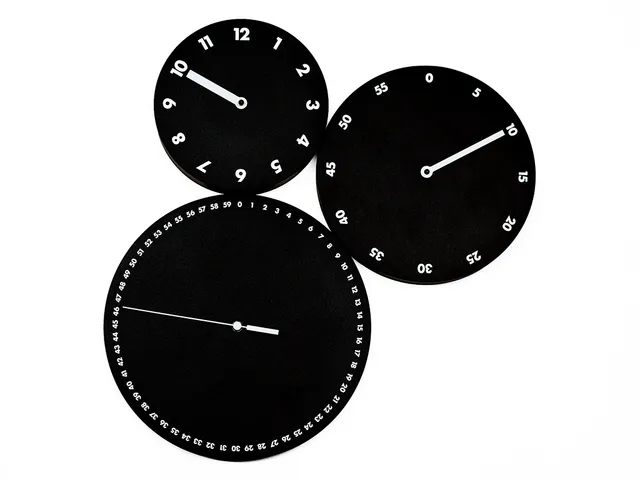 progetti-h-m-s-orologio-da-parete-modulare-a-3-dischi image 1