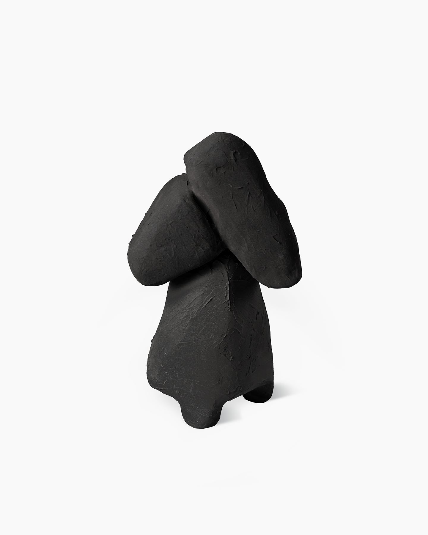 bitossi-ceramiche-scultura-uncovered-faye-toogood-bruno-matt image 2