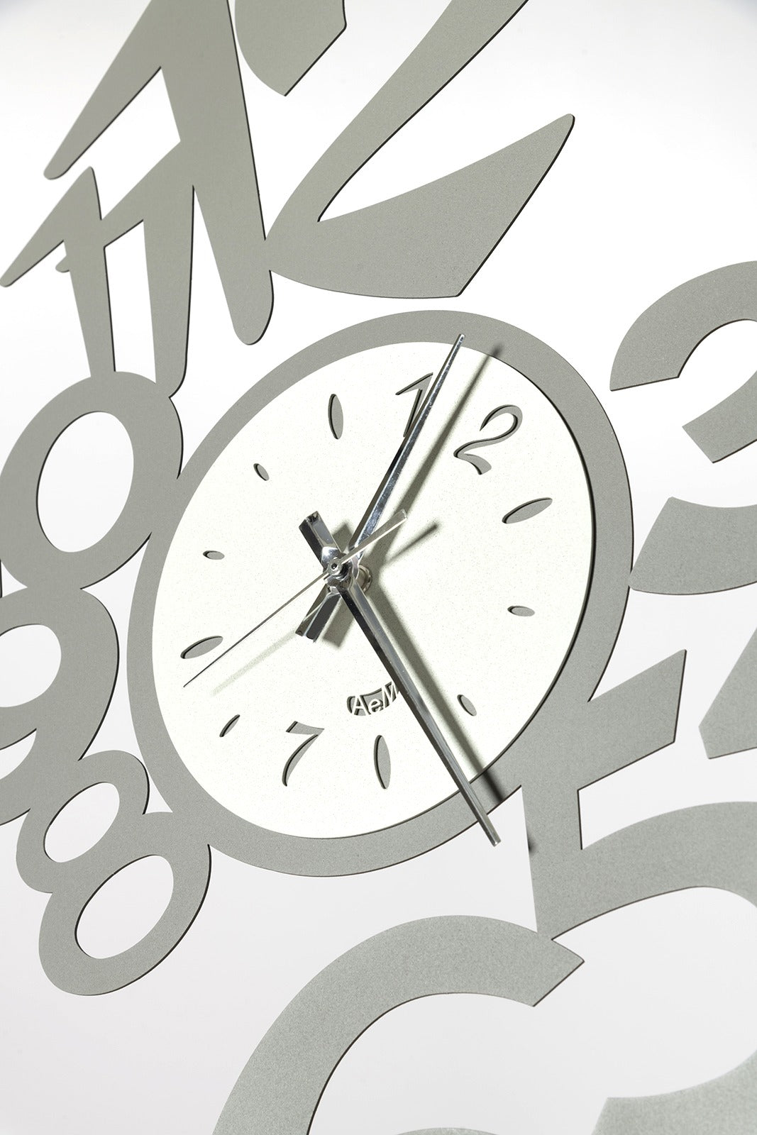 arti-mestieri-lupin-orologio-da-parete-grande-di-design image 4