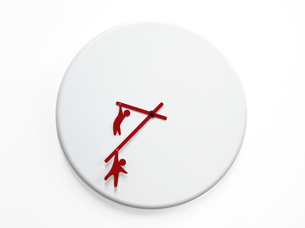 progetti-time2play-orologio-da-parete-in-legno-con-trapezisti image 3