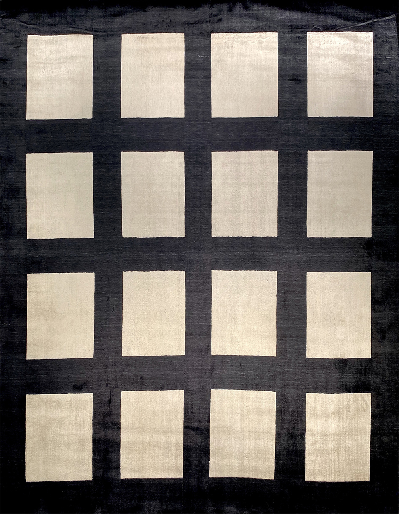 illulian-the-box-tappeto-design-300x300-cm-in-100-seta image 1