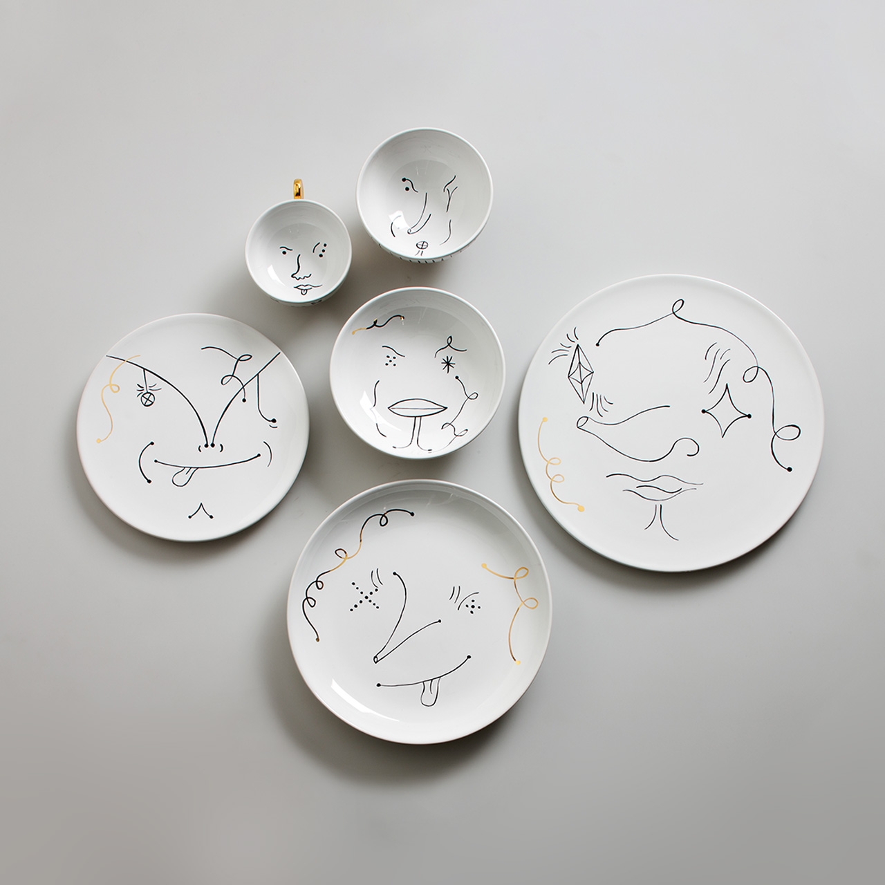 bosa-table-collection-set-piatti-3-pezzi-in-gr-s-oro-24kt image 1