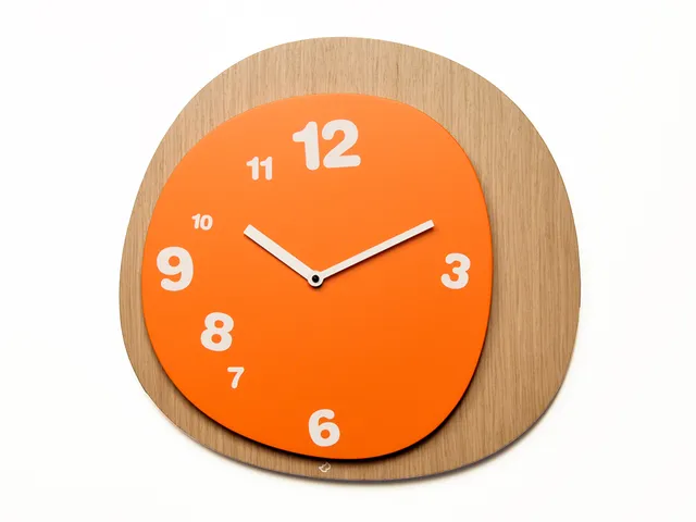 progetti-woodie-orologio-da-parete-in-legno-naturale image 1