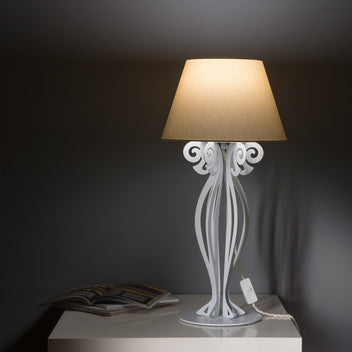 arti-mestieri-circeo-lampada-da-tavolo-alta-con-paralume image 4