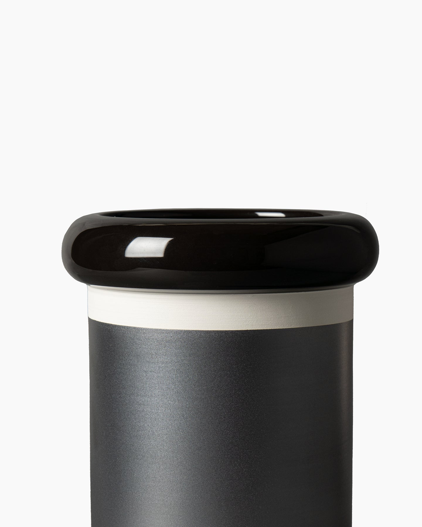 bitossi-ceramiche-vaso-ettore-sottsass-1959-nero image 3