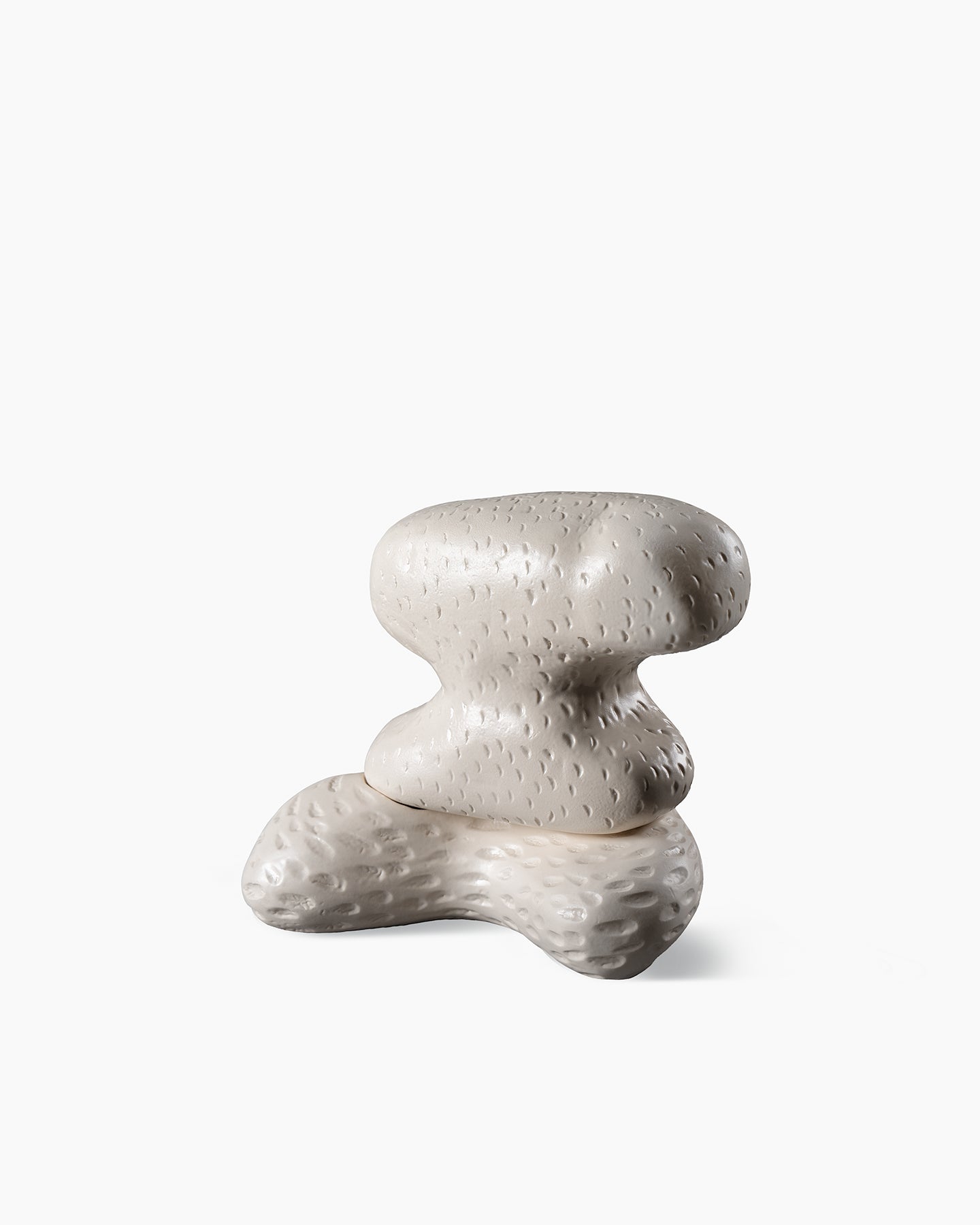 bitossi-ceramiche-scultura-uncovered-faye-toogood-torsi-2022 image 3