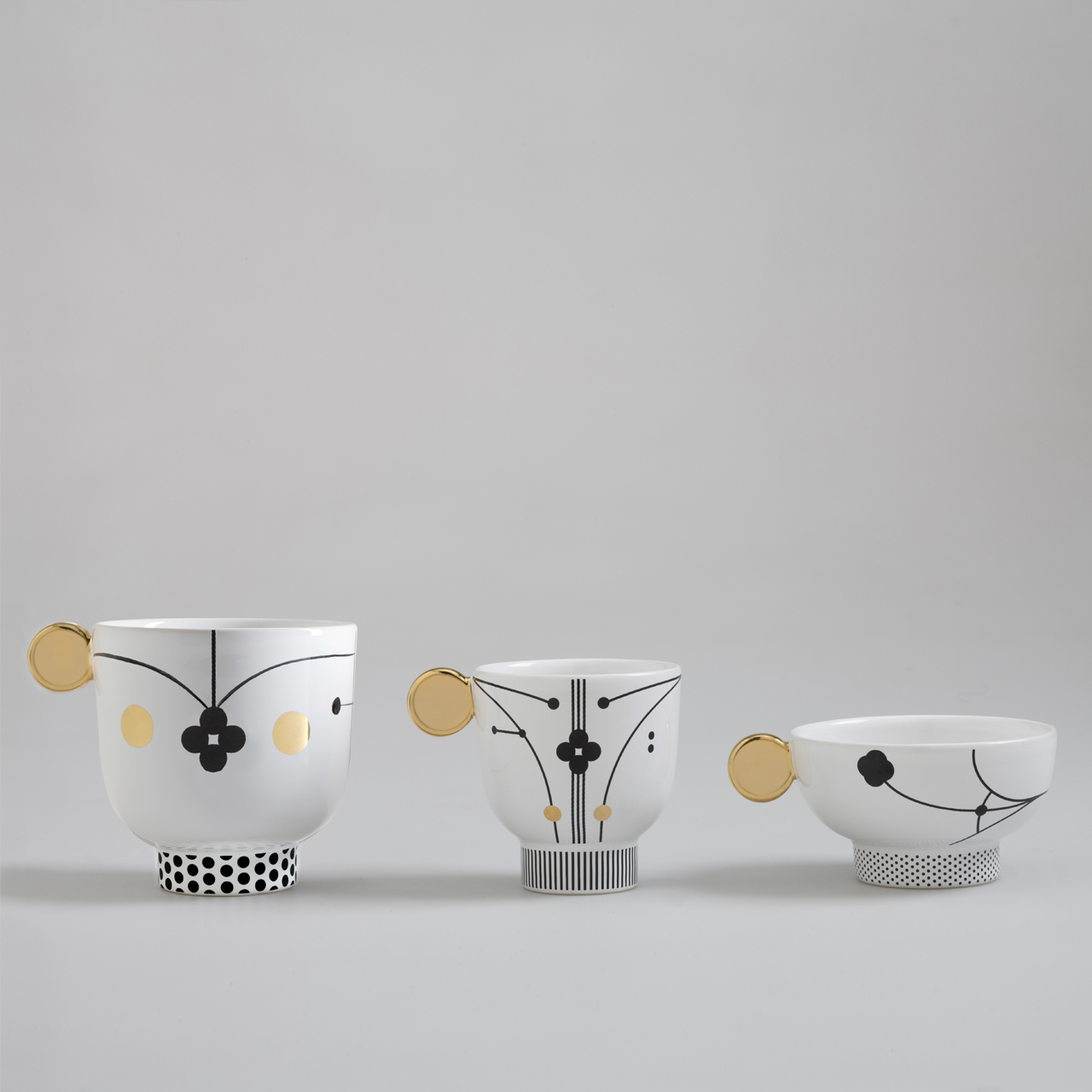 bosa-table-collection-set-3-tazze-in-gr-s-oro-24kt image 1
